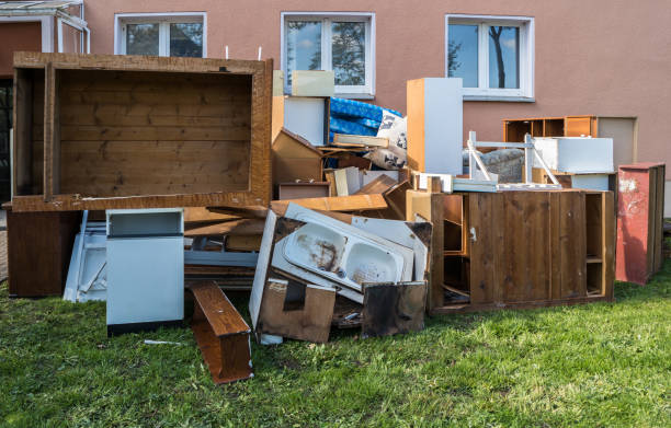 Best Demolition Debris Removal  in Summit View, WA